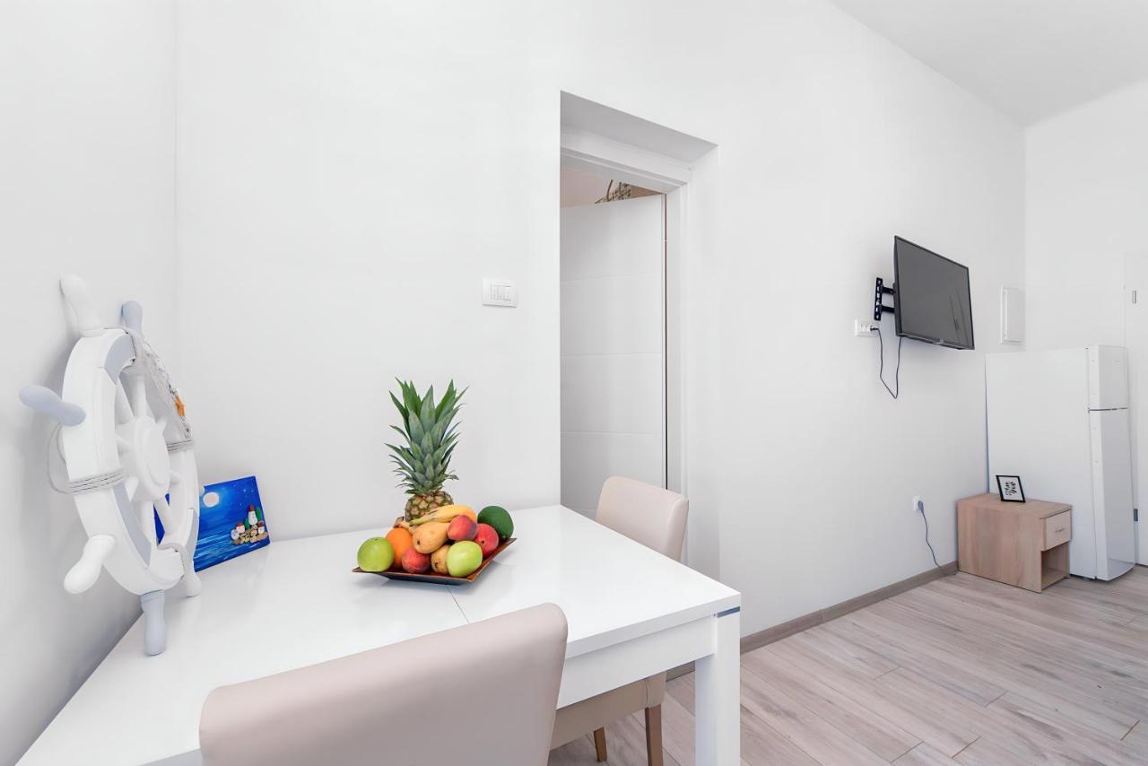 City Studio Market 5 - Rijeka Rent Dış mekan fotoğraf